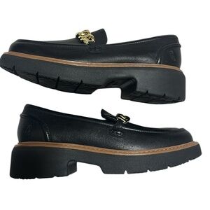 Hush Puppies Black Loafers with Gold Chain 100% leather Size 5.5 NWOB